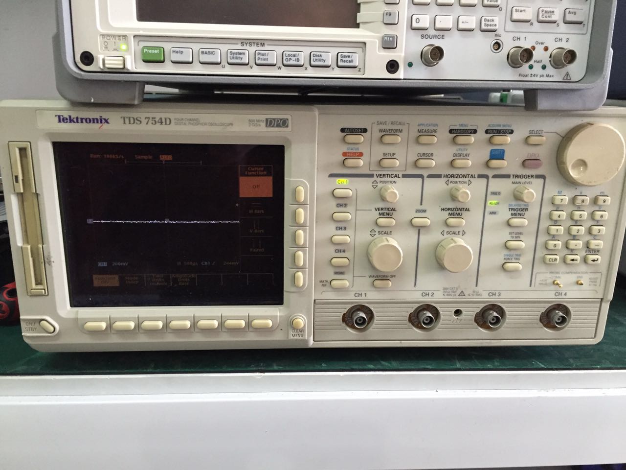 ʾ/Tektronixͼ